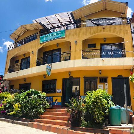 Lake View Hostel Guatapé Extérieur photo