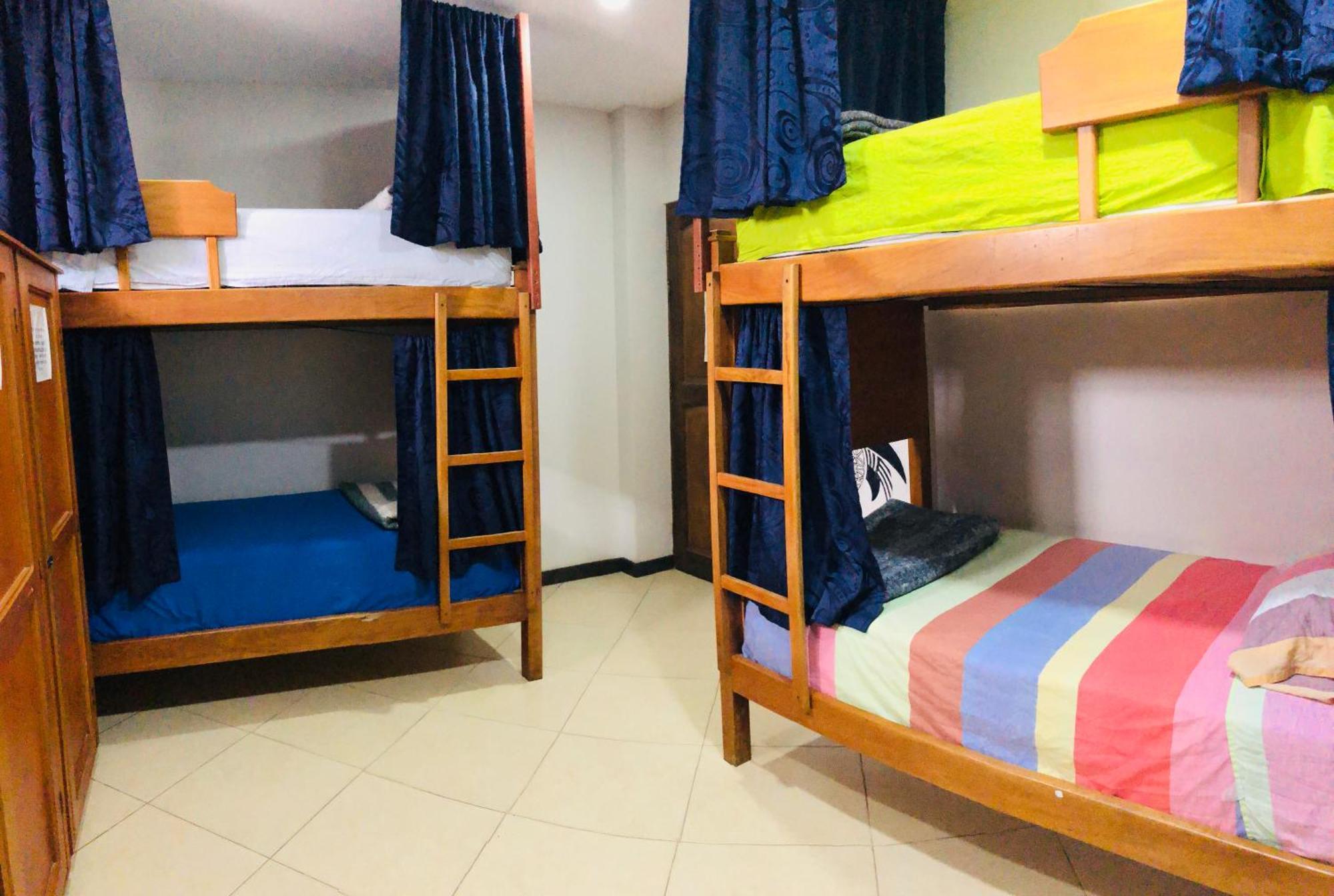 Lake View Hostel Guatapé Extérieur photo